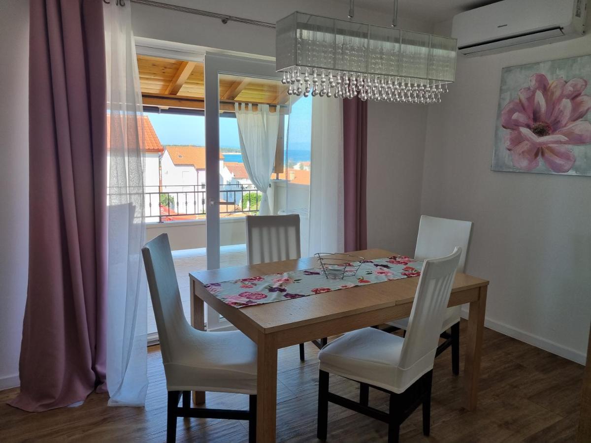 Apartments Manuel Banjol Екстериор снимка