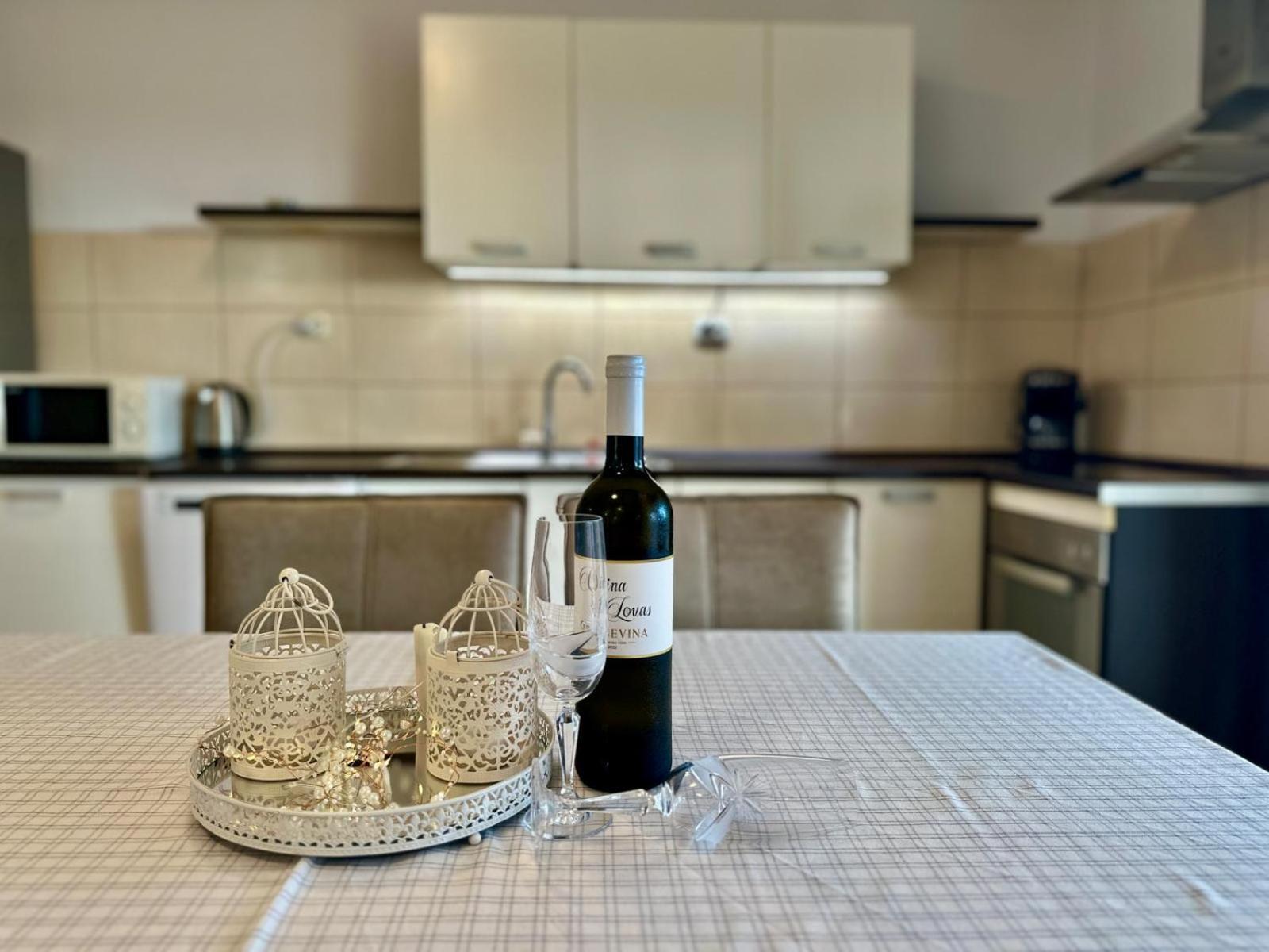 Apartments Manuel Banjol Екстериор снимка
