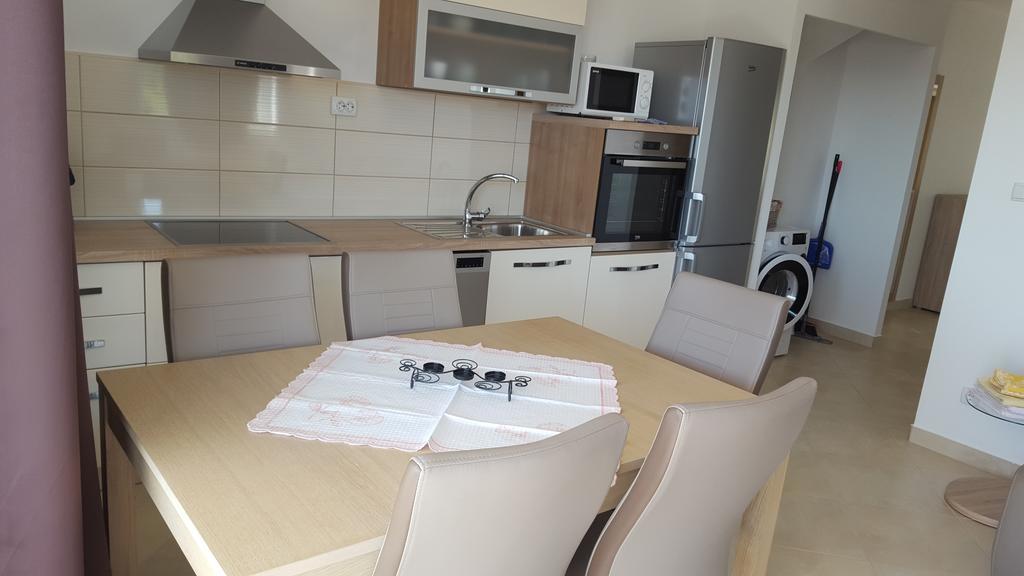 Apartments Manuel Banjol Екстериор снимка