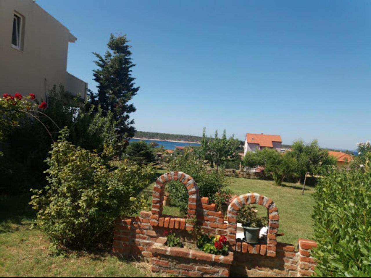 Apartments Manuel Banjol Екстериор снимка